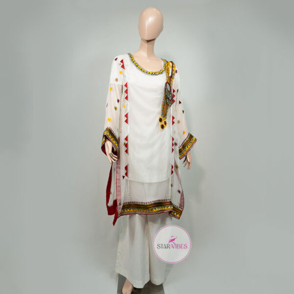 Traditional White Kurta with Handcrafted Mirror and Crystal Detailing - Image 2